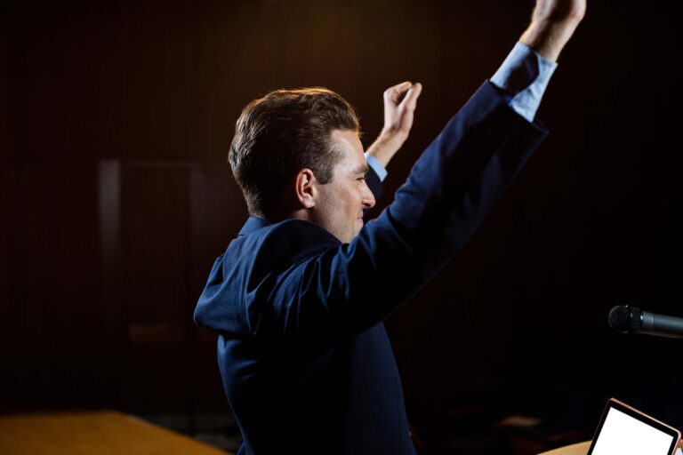 Führung mit Rückgrat: Christian Ambühl über Entscheidungen, Verantwortung und den Mut zu Fehlern